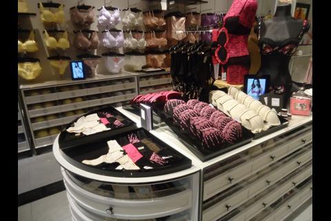 Boux_Avenue_Westfield_London__4_